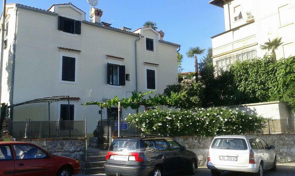Apartment Opatija Lavanda エクステリア 写真